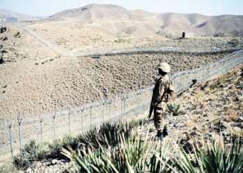 پاکستان: افغانستان او ایران سره پر کرښه امنیتي تدابیر زیاتوو