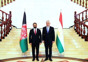 تاجکستان او افغانستان د اړیکو پر پراختیا خبرې کړې دي