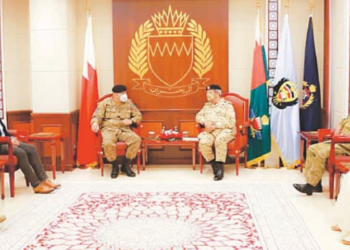 ډاڼ ورځپاڼه: پاکستاني او اردني چارواکو پر افغان سوله خبرې کړې
