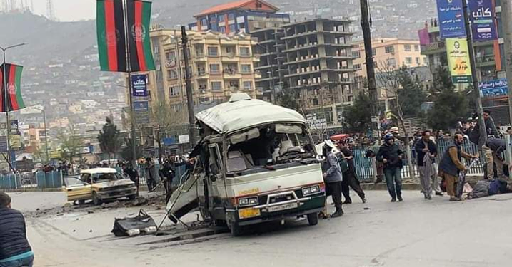 په کابل کې د تېرې ورځې چاودنې ګڼ غبرګونونه پارولي