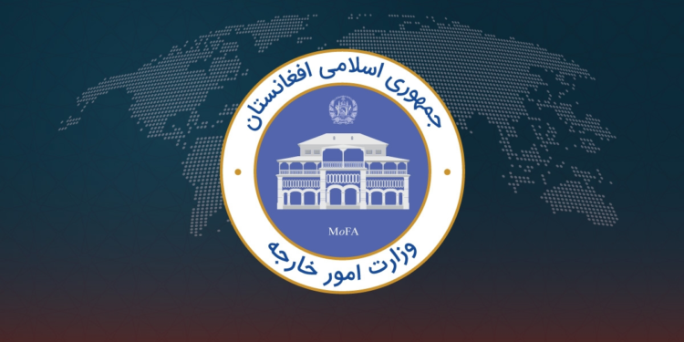 افغان سوله؛ د افغانستان، تاجکستان او امریکا ترمنځ درې اړخېزه غونډه شوې