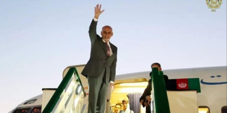 ولسمشر غني په دوه ورځني رسمي سفر تاجکستان ته لاړ