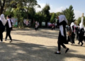 وکیلان: د پوهنې وزارت چارواکي کمکاره دي، ناورین یې رامنځ ته کړی