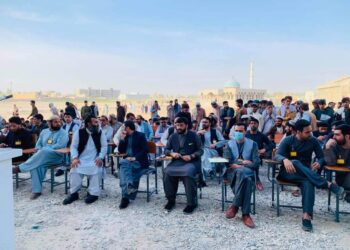 له جګړه ځپلي هلمند؛ ۳۳۰۰ نجونو او هلکانو د کانکور په ازموینه کې ګډون کړی