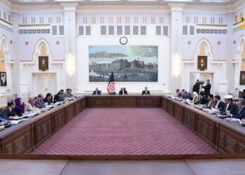 افغان حکومت: زموږ او نړیوالو ترمنځ د اړیکو نوی باب پرانیستل کېږي