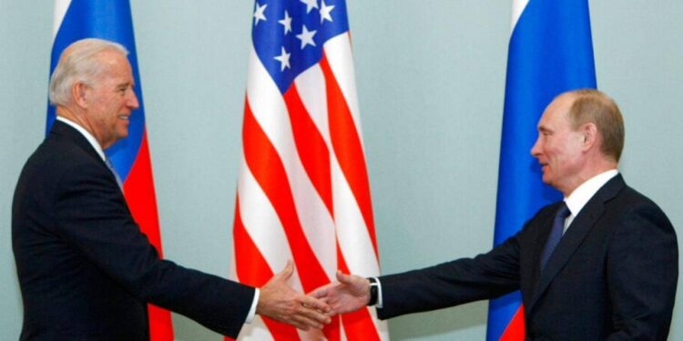 جو بایډن، پوتین ته د لیدنې وړاندیز کړی دی