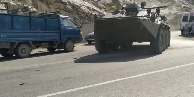 تر خونړۍ جګړې وروسته؛ تاجکستان او قرغزستان پر دایمي اوربند هوکړه کړې ده