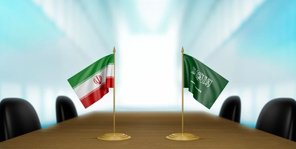 عربستان تایید کړې چې له ایران سره یې مخامخ خبرې کړې دي