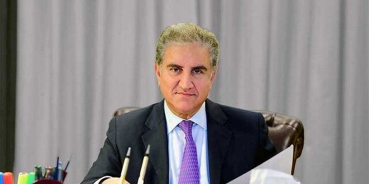 قریشي: افغانستان کې دایمي سوله او ډزبندي غواړو