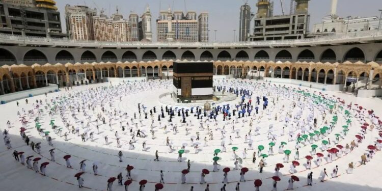 سعودي عربستان: د حج په مراسمو کې بهرنیانو ته د ګډون زمینه برابروو