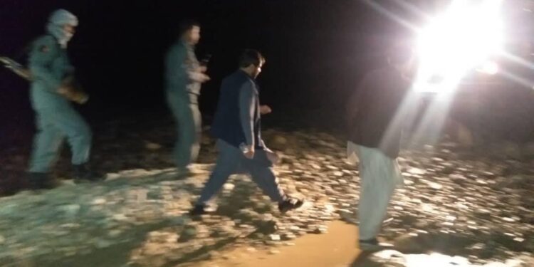 په تخار کې راوتلیو سیلابونو ۶ کسان مړه کړي دي