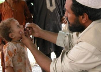 امریکایي روغتیایي چارواکي: د پولیو واکسینو وېش کې خنډونه د اندېښنې وړ دي