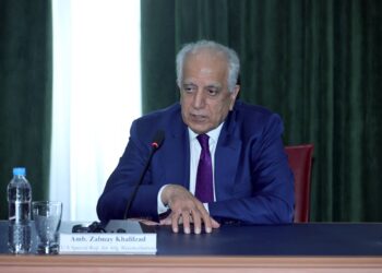 خلیلزاد: امریکا د افغان سولې لپاره له روانو هڅو ملاتړ کوي