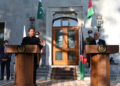 عمران خان: جګړه باید ختمه شي، موږ او امریکا افغانستان کې ګډې ګټې لرو
