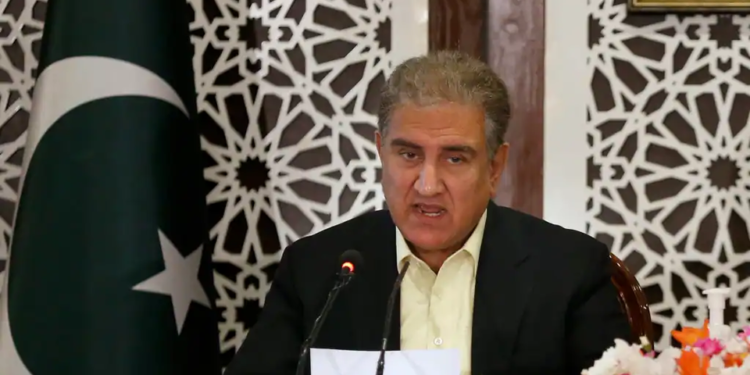 قریشي: د اډو غوښتنه کېږي خو موږ خپلو ګټو ته ګورو
