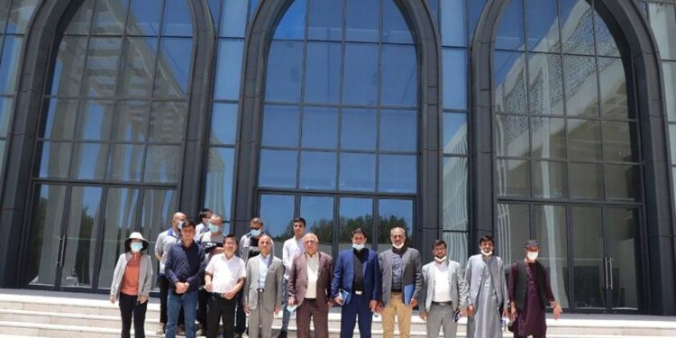 د چين په مرسته؛ جوړه شوې تدريسي ودانۍ کابل پوهنتون ته سپارل شوې