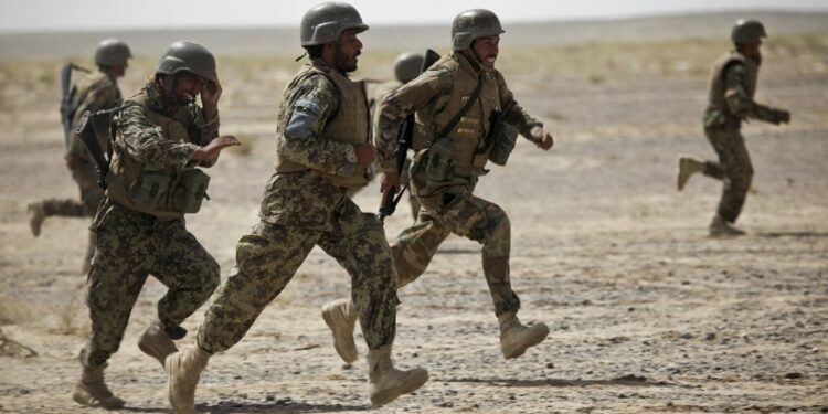 بسم الله محمدي: پوځ د خلکو شتمني ده باید ملاتړ یې وکړي