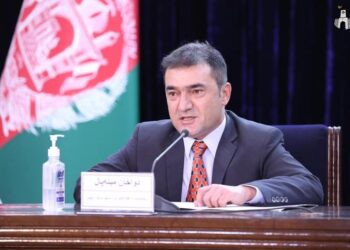 افغان حکومت: امریکا ډاډ ورکړی چې افغانستان یوازې نه پرېږدي