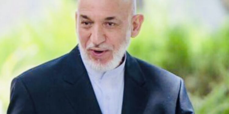 حامد کرزی:امریکا افغانستان کې ماته شوه او تر شا فاجعه پریږدي