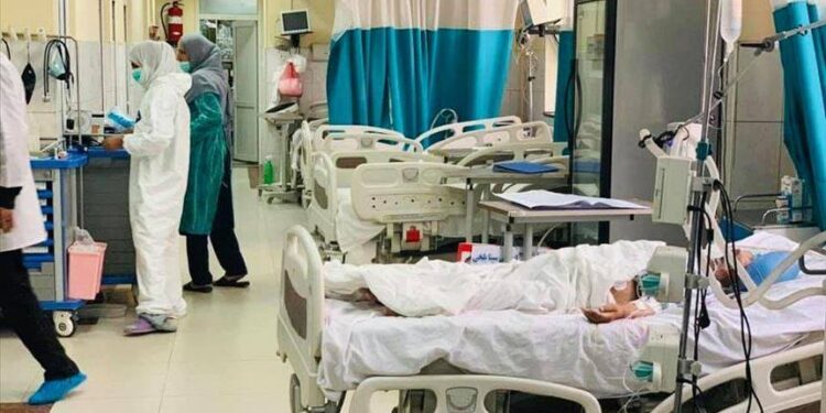 تېر ۲۴ ساعته؛ هېواد کې پر کرونا اخته ۶۲ تنه مړه شوي
