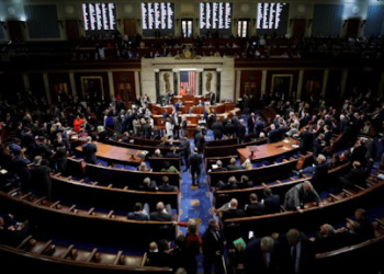 د امریکا استازو جرګې د افغان ژباړونکو د انتقال قانون تصویب کړ