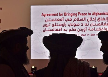 ګارډین: د افغانستان پر نیمایي ولسوالیو طالبان کنټرول لري