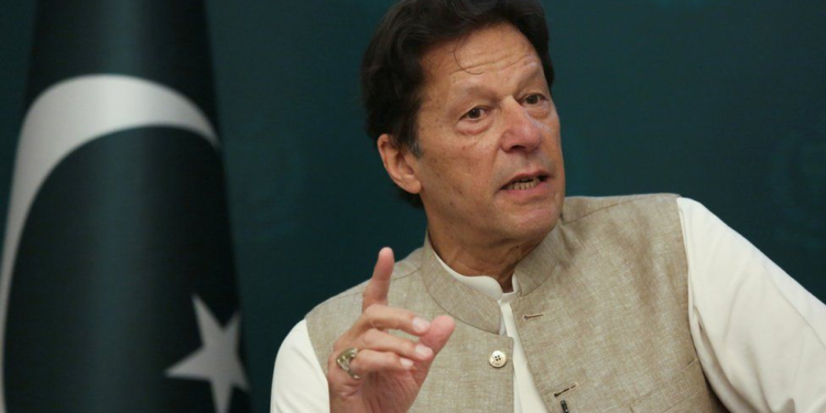عمران خان: د افغان کشالې حل په ګډ حکومت کې دی