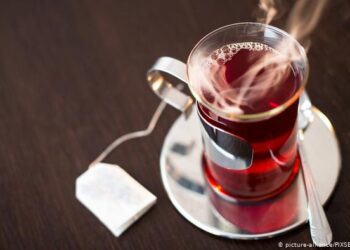 ډېر ګرم چای او روغتیایي زیانونه یې