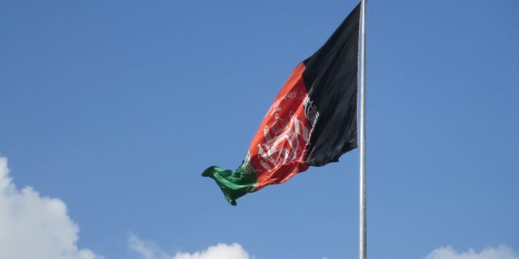افغانستان باید بهرني سیاست کې ختیځ ته مخه کړي
