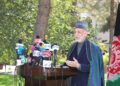 حامد کرزی طالبانو او حکومت ته؛ پردۍ دسیسه روانه ده، د سولې فرصت مه ضایع کوئ