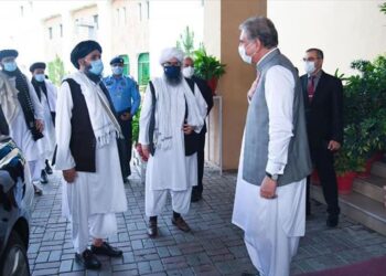 پاکستاني شنونکي: د افغان سولې کیلي په اسلام اباد کې ده