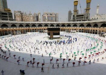 سعودي عربستان: یوه میاشت کې تر دوو میلیونو عمره کوونکي راتللی شي