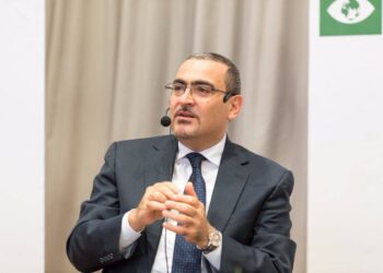 ملګري ملتونه: اړمنو ته د مرستې رسولو په پار افغانستان کې پاتې کېږو