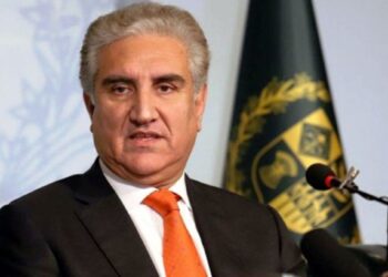 قریشیِ: نړیواله ټولنه دې له طالبانو سره خبرې پيل کړي
