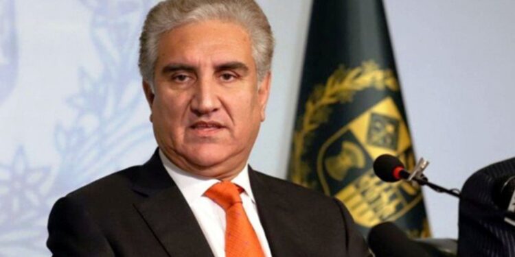 قریشیِ: نړیواله ټولنه دې له طالبانو سره خبرې پيل کړي