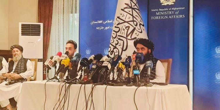 امیر خان متقي: ټولې نړۍ سره د متقابلو مثبتو او ښو اړیکو غوښتونکي یو