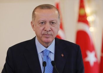 اردوغان: که طالبان ټولشموله حکومت جوړ کړي ورسره همکاري کوو