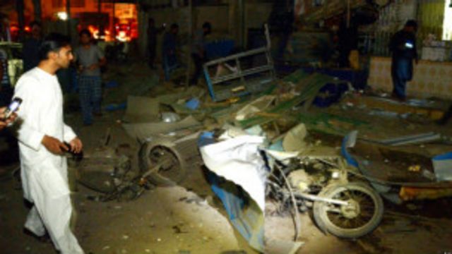 کراچۍ کې چاودنې ۱۲ کسانو ته مرګ ژوبله اړولې
