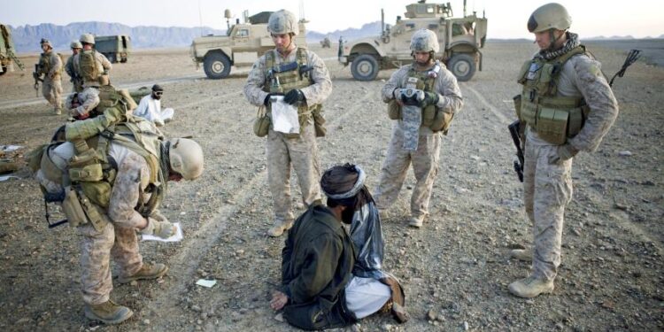 امريکا بايد په افغانستان کې د جنګي جنايتونو پړه پر غاړه واخلي