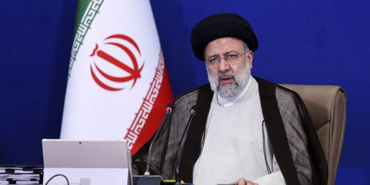 ایران: له روسیې سره اوږدمهاله تړون لاسلیکوو
