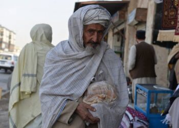 سور صلیب: یوازې بشري مرستې د افغانستان درد نه دوا کوي