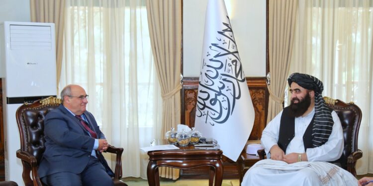 متقي یو ځل بیا د افغانستان د ملي شتمنۍ پر ازادېدو ټینګار کړی