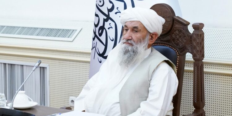رییس الوزرا: په کاغذي تذکرو دې هم پاسپورټ ورکړل شي