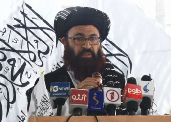 حقاني: د ا.ا پر نوم او لوګو د پاسپورټ د وېش خبر حقیقت نه لري