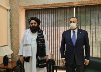 اوغلو: ترکي کمپنۍ او سوداګر به په افغانستان کې کارونه پيل کړي