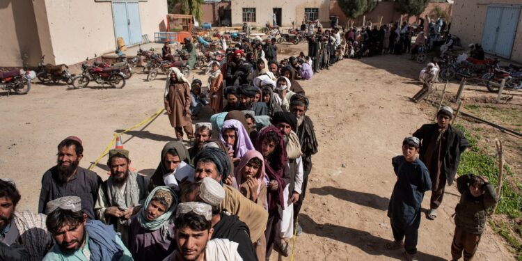 د چک جمهوریت یوې خیریه موسسې افغانستان کې خپل فعالیت پيل کړ