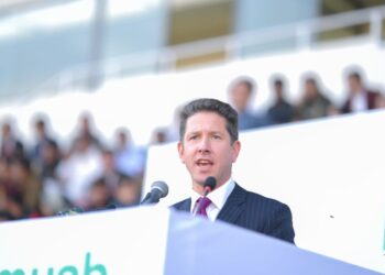 برېټانیا وایي له افغانستان سره خپلې مرستې ډېروي