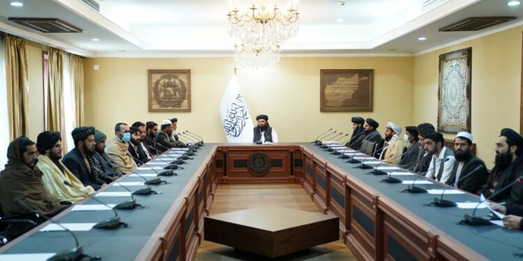 ریاست الوزرا: د علمي کادرونو د فرار مخنیوي هڅې پیل شوې