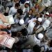 واشنګټن پوسټ: پر افغانستان د بندیزونو د ختمولو غوښتنې ډېرې شوې