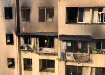 بمبئ کې اور لګېدنه؛ ۲۲ کسانو ته مرګ ژوبله اوښتې